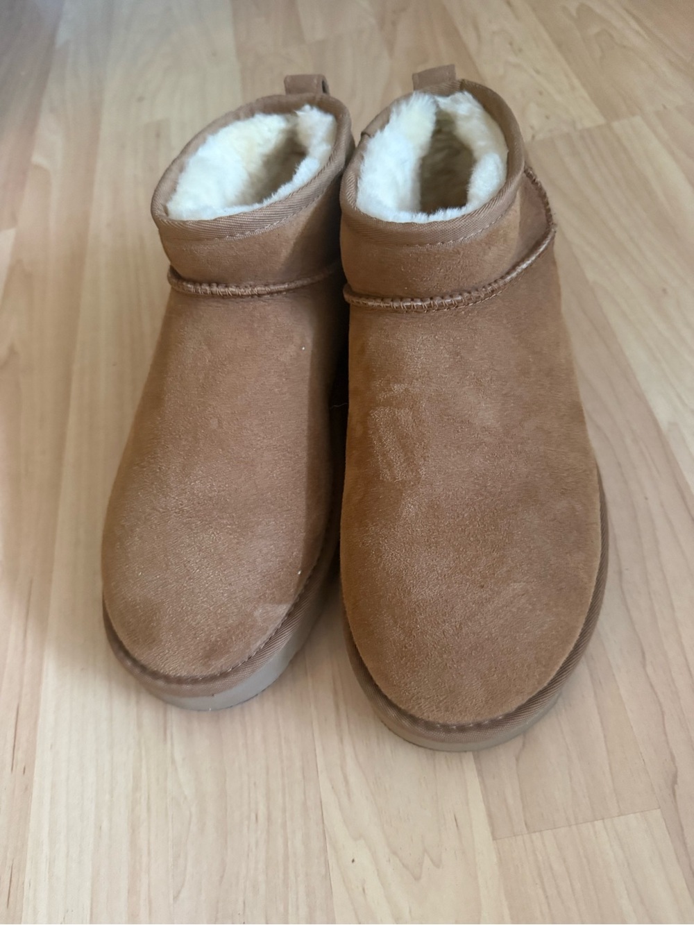 UGG chestnut boots - women’s 10